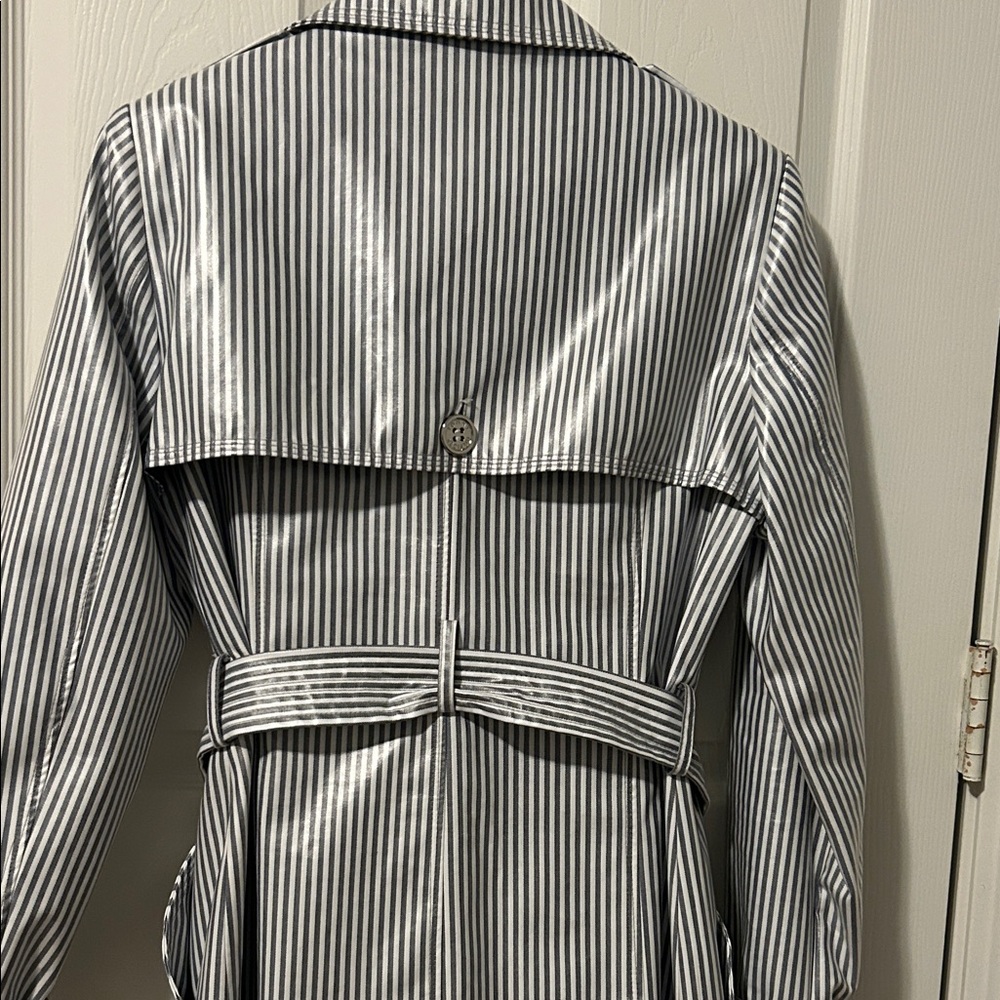 Tommy Hilfiger Coated Striped Trench Coat. Size S - Picture 11 of 16